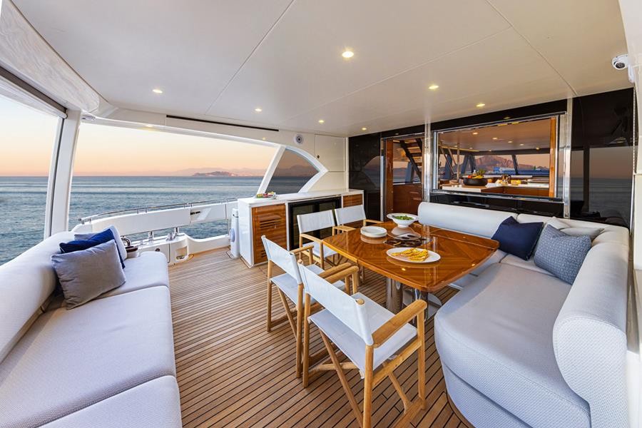 riviera luxury motor yachts