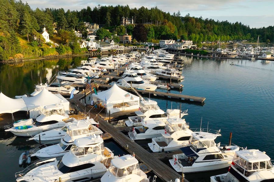 Riviera owners rejoice in the regular return of Roche Harbour rendevous ...