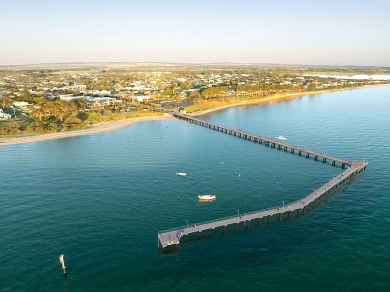 https://www.marinebusinessnews.com.au/wp-content/uploads/2026/09/St-Leonards-Pier-rebuild-1-768x575.jpg